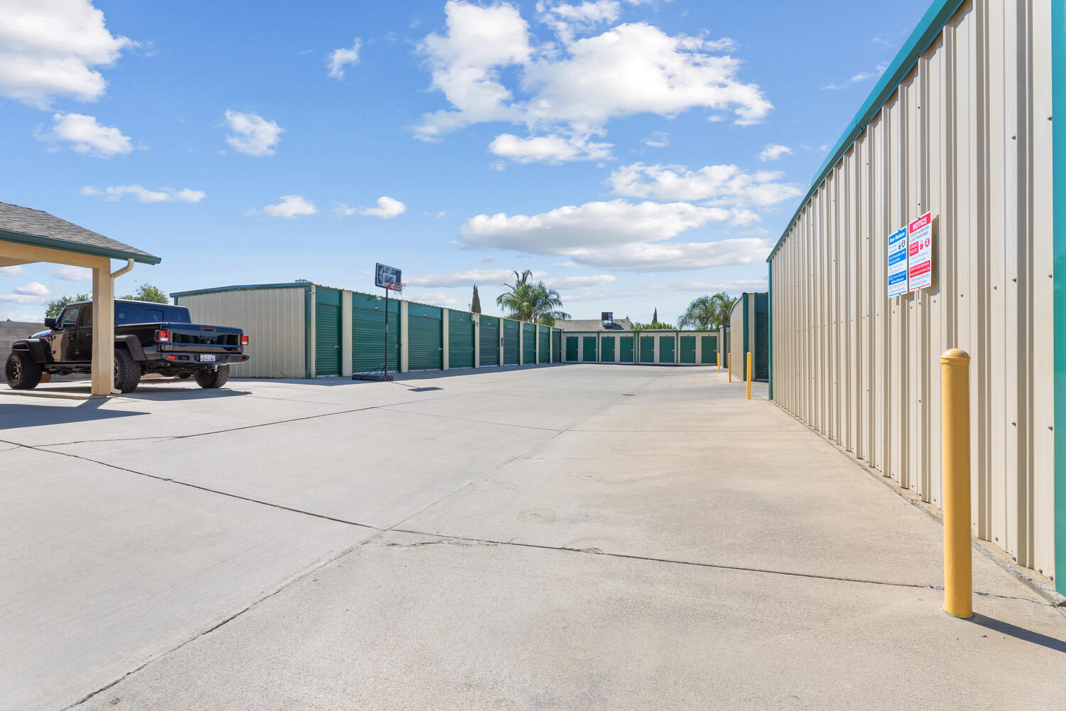 Storland Self Storage in Delano, CA